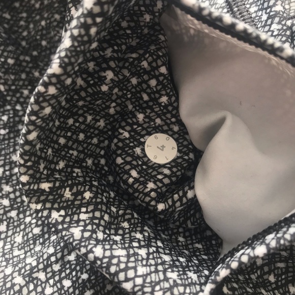 LULULEMON Fast And Free Pants - Picture 7 of 7